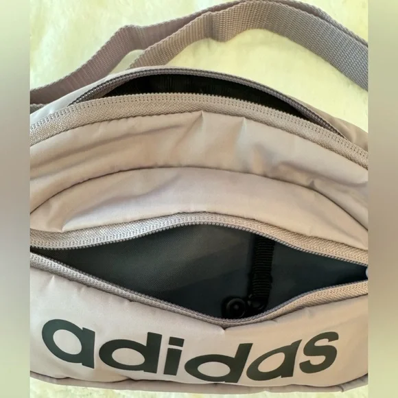 Adidas Lavender Quilted Waist Purse/ Fanny Pack w/ Adjustable Strap to 33”-34” - Picture 7 of 11